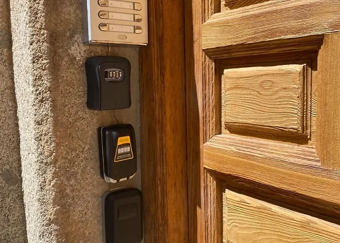 Dama Turisticos Apartment Toledo